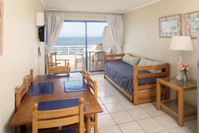 MR. Mar Suites
