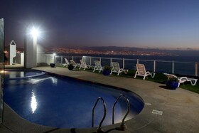 MR. Mar Suites