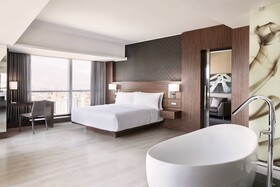 AC Hotel Santiago Costanera Center