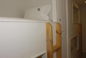 Hostel Bed & Wine