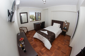 Hotel Plaza Ñunoa