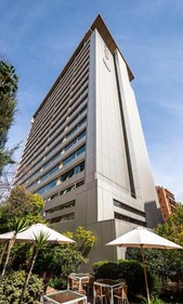 Hotel Pullman Santiago El Bosque