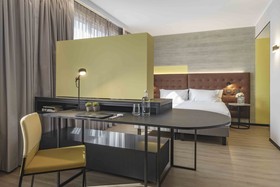 Hotel Pullman Santiago El Bosque