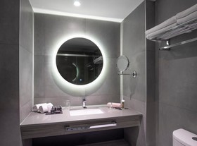 Hotel Pullman Santiago El Bosque