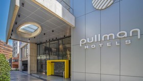 Hotel Pullman Santiago El Bosque