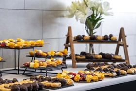 Hotel Pullman Santiago El Bosque
