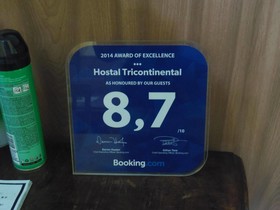Hostal Tricontinental