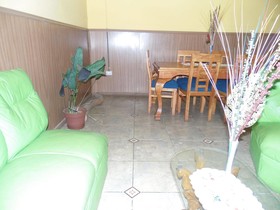 Hostal Tricontinental