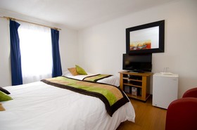 Rent a Home Boutique