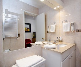 Rent a Home Boutique