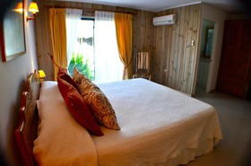 Taha Tai Hotel