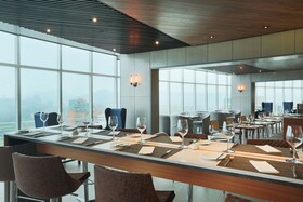 DoubleTree by Hilton Santiago Kennedy