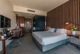DoubleTree by Hilton Santiago Kennedy