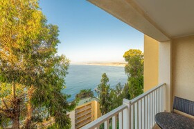 Bahía Pelícanos by Oceana Suites