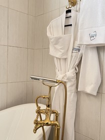 Shalom City Hotel