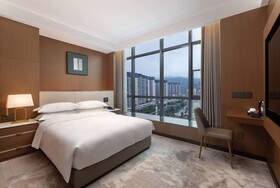 Days Hotel by Wyndham Luzhou Gulin