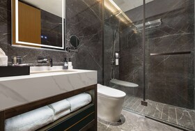 Days Hotel by Wyndham Luzhou Gulin