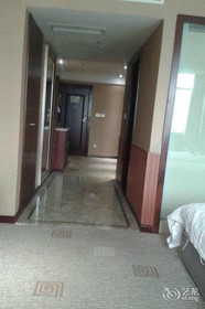 Wanzhou Genius Hotel