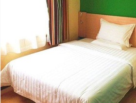 7 Days Inn Xian Taihua Road Tuanjie Village Branch