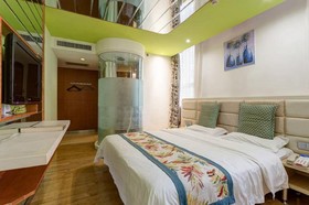Apple Designer Hotel