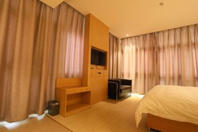 City Spring Hotel