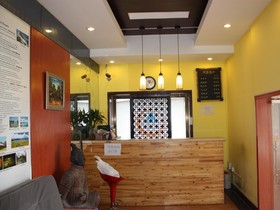 City Spring Hotel