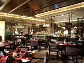Crowne Plaza Xian