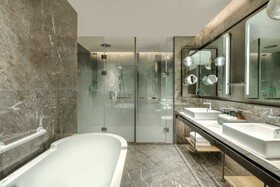 Crowne Plaza Xi'an Weiyang