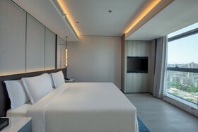 Crowne Plaza Xi'an Weiyang