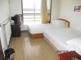Family Hotel Xijing Apartment