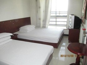 Family Hotel Xijing Apartment