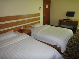 Friday Fashion Hotel