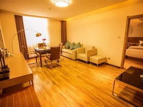 GreenTree Inn Xi'an Greater Wild Goose Pagoda Furong Garden Sleepless City Business Hotel