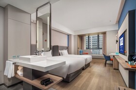 Holiday Inn Express Xi'an Aerospace Town An IHG Hotel