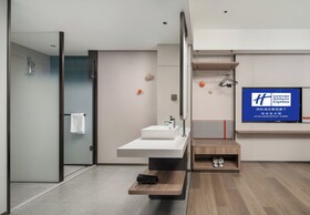 Holiday Inn Express Xi'an Aerospace Town An IHG Hotel