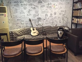 Hua Qiu Ku Youth Hostel East Street Branch