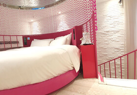 Meet Theme Smart Hotel