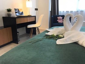 New Northwest Hotel