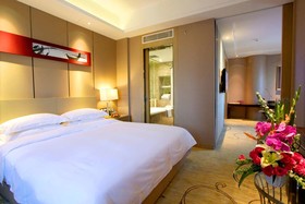 Ramada by Wyndham Xian Bell Tower