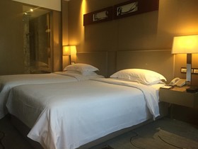 Ramada by Wyndham Xian Bell Tower