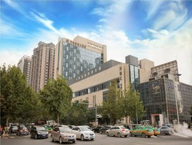 Titan Central Park Hotel Xi'an