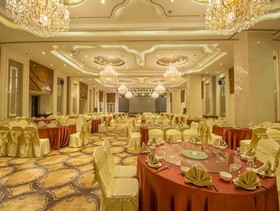 Titan Central Park Hotel Xi'an