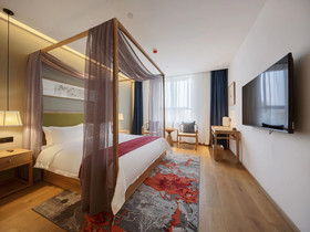 Qianna Hotel Xinxiang
