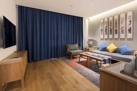 Qianna Hotel Xinxiang