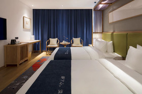 Qianna Hotel Xinxiang