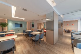 Holiday Inn Express Yangquan City Center