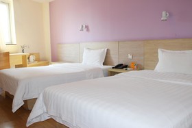 7Days Inn Zhengzhou Jinshui Road Zijingshan Subway Station