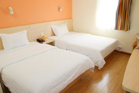 7Days Inn Zhengzhou Jinshui Road Zijingshan Subway Station
