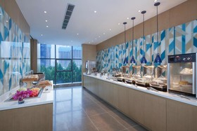 Holiday Inn Express Zhengzhou Longzi Lake