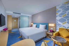 Holiday Inn Express Zhengzhou Longzi Lake